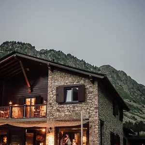 Hotel L'ovella Negra Mountain, Canillo